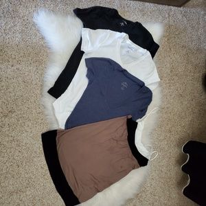 Bundle 4 tshirts/ tank top